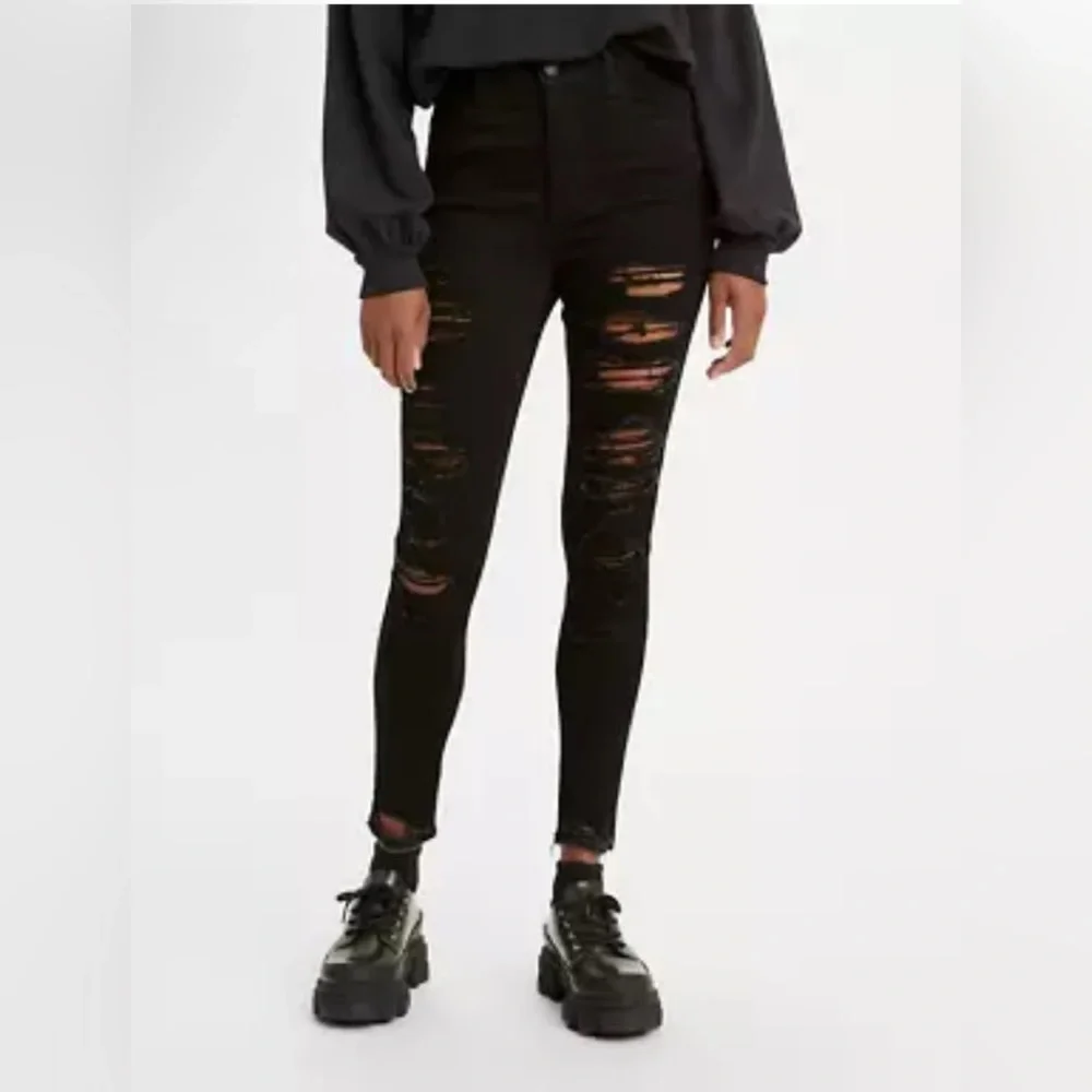 Levi's Black 720 High-Rise Super Skinny Jeans- Brand New With Tags